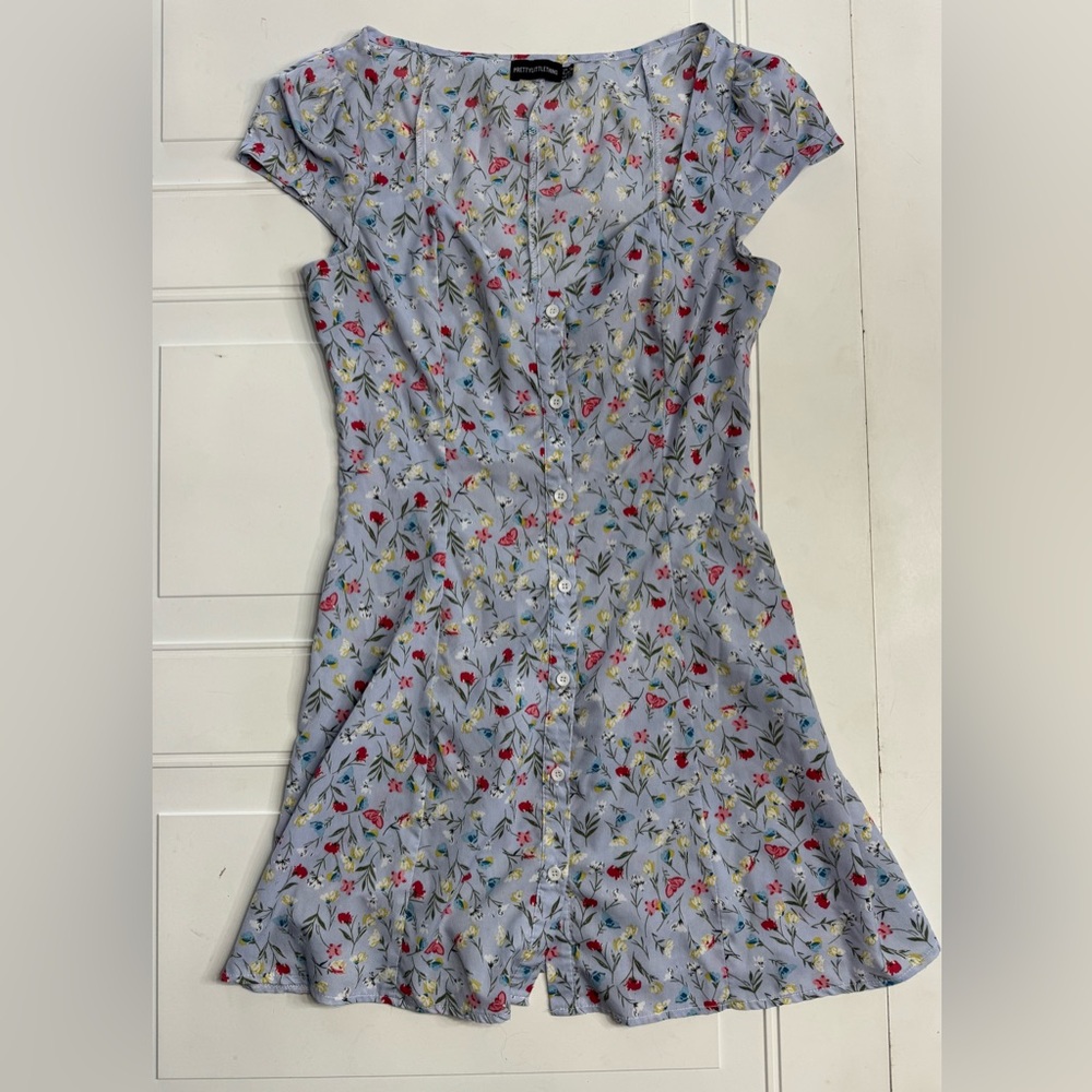 Pretty Little Thing Flutter Sleeve Blue Floral Midi Dress Size 6